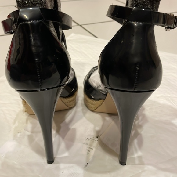 EUC Guess Black Synthetic Vinyl Kendral Espadrilles Strappy High Heels - Picture 3 of 8